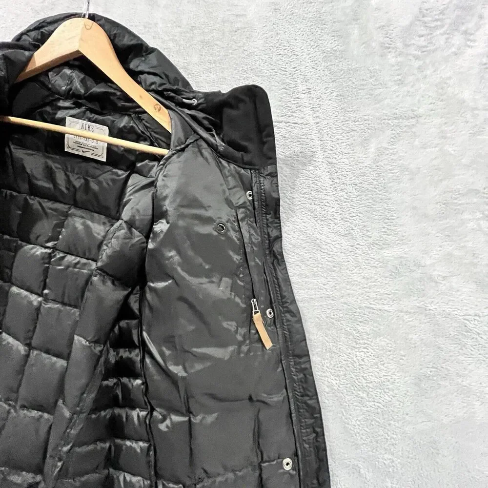 Nike Youth L(11-13)/Women’s XS Lightweight Black Puffer Coat